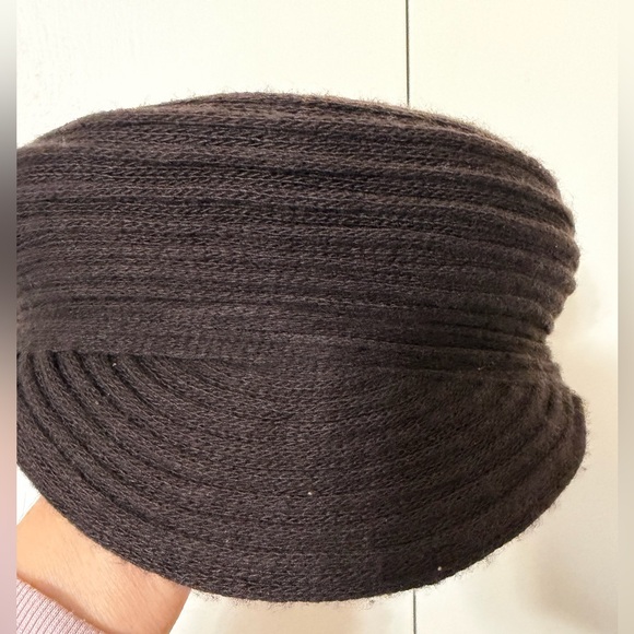 Cashmere Newspaper Boy Cashmere Hat 100% - Italy main image 8